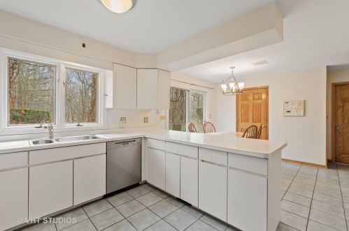 3155 Deerfield Rd, Bannockburn IL  60015-3768 exterior