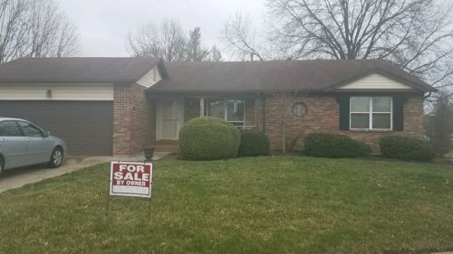 3770 Vincentian Ln, Hazelwood, MO 63044-3517