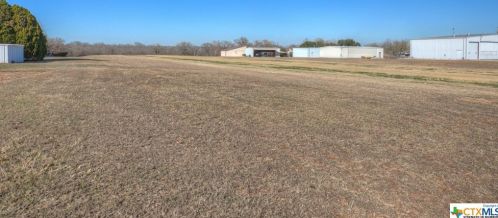 342 Tailwind Dr, Seguin TX 78155-0769 exterior