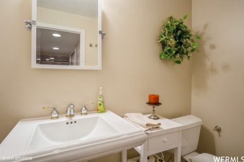 1470 150, Centerville UT 84014-1087 exterior