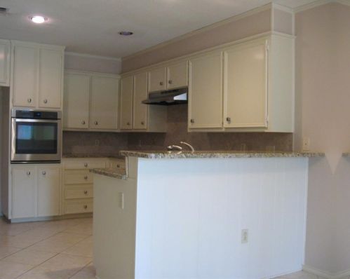 4857 Ledgestone Ct, Fort Worth TX  76132-2013 exterior