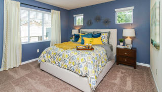 308 Newhouse Rd, Vancouver, WA 98663-3833