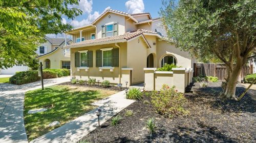 561 Paul St, Tracy, CA 95391-1054