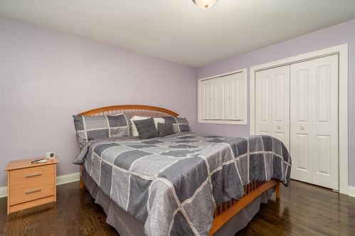 1043 Walter St, Lemont IL  60439-3991 exterior