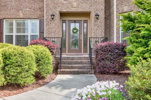 1820 Lake Ebenezer Trl, Marietta, GA 30066-4457