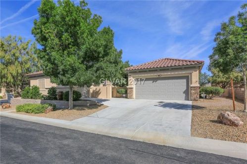 2211 Clearwater Lake Dr, Henderson, NV 89044-0104
