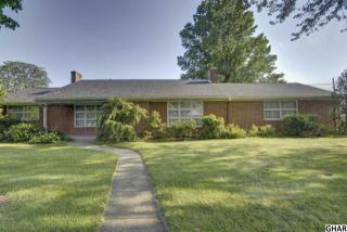 6 Greystone Rd, Carlisle PA  17013-2660 exterior