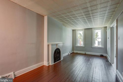 417 Mary St, Lancaster PA  17603-3330 exterior