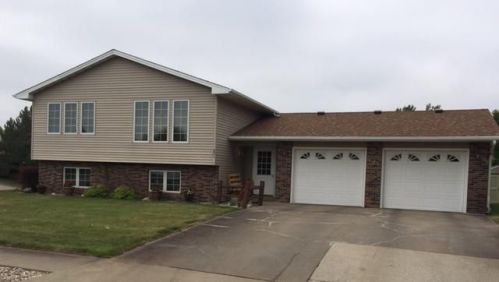 801 Cherry Dr, Francis, SD 57501-2317