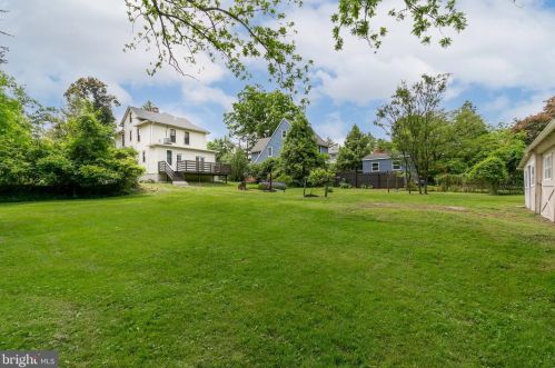 1671 Lawrence Rd, Trenton NJ 08648 exterior