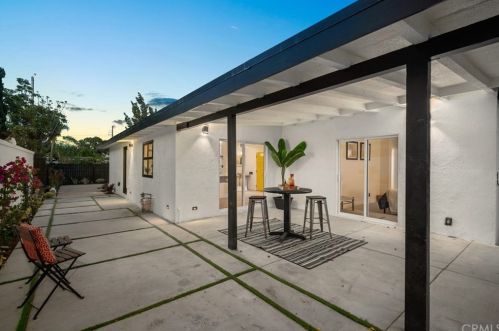 2041 Catalpa Ave, Anaheim CA  92801-3407 exterior
