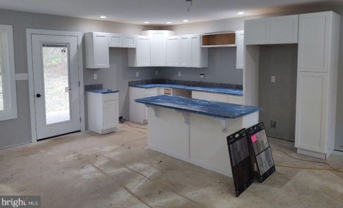 25 Young Dr, Carlisle, PA 17015-9452