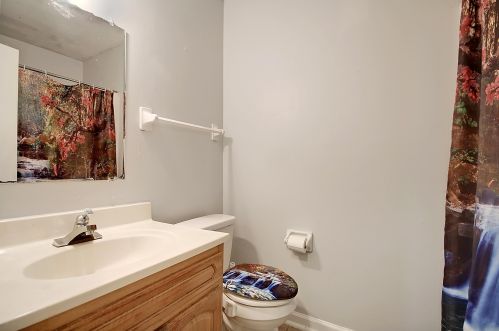 200 Finch St, Ladson SC  29456-4909 exterior