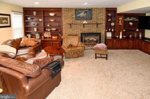 13004 Blue Valley Pl, Silver Spring MD exterior