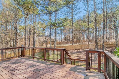 3319 Hackmatack Dr, Kennesaw, GA 30152-5872