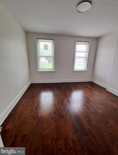 613 Front St, Camden NJ  08102-2129 exterior