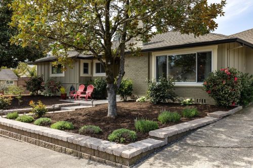 470 Zimpher Dr, Sebastopol, CA 95472-3242