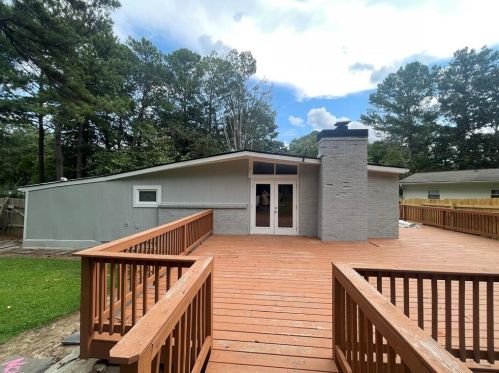 3388 Colquitt Dr, Atlanta GA  30340-1813 exterior