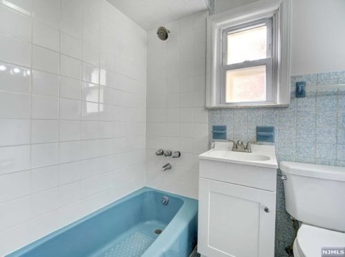178 Wood Ridge St, Wood-Ridge NJ  07075-1810 exterior