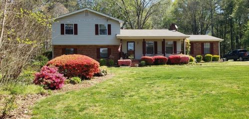 3418 Johnson Dr, Lithonia, GA 30039-6943