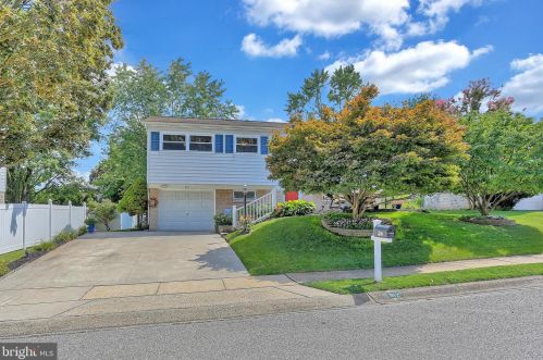 912 Marbrook Ln, York, PA 17404-2213