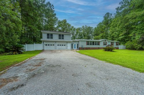 32 Lightsey Quarters Ln, Cottageville, SC 29435-5665