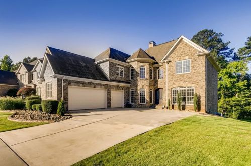 5348 Hennessy Cir, Atlanta, GA 30349-7001
