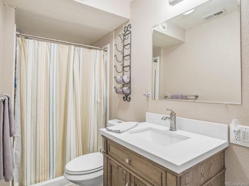 7557 Willow Cir, Englewood CO  80112-2761 exterior