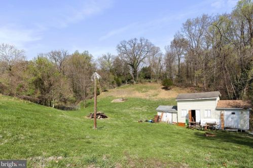 155 Engle Rd, Harpers Ferry WV 25425-4042 exterior