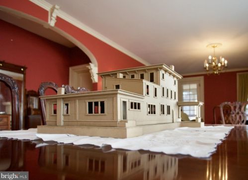 310 Warwick Rd, Haddonfield NJ 08033-3828 exterior