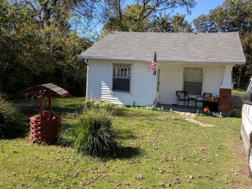 1538 Neelys Bend Rd, Madison, TN 37115-5610