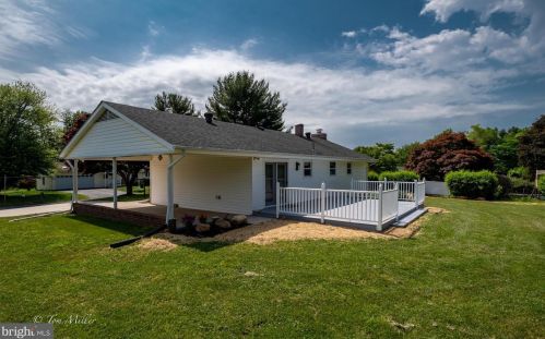 2112 Arden Dr, Fallston MD  21047-1404 exterior