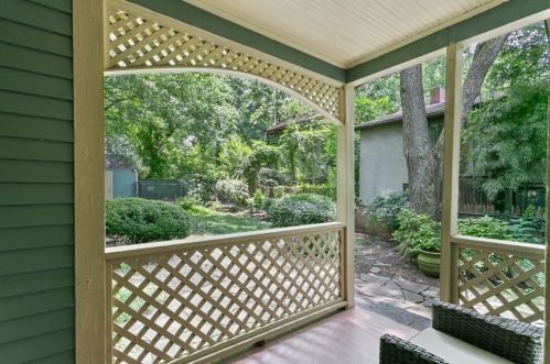 1094 Colquitt Ave, Atlanta GA  30307-1945 exterior
