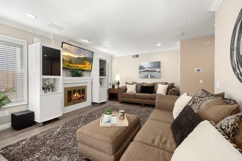 8192 Kennedy Rd, Anaheim CA  92808-2212 exterior