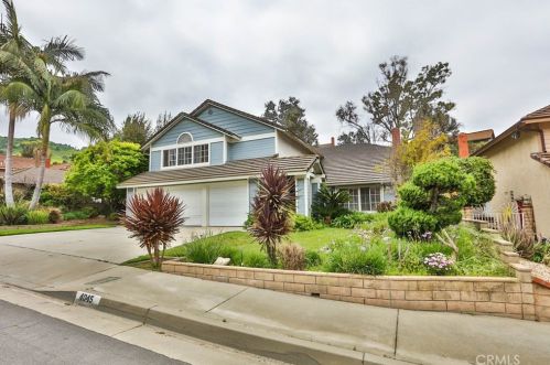 4045 Overcrest Dr, Whittier, CA 90601-1787
