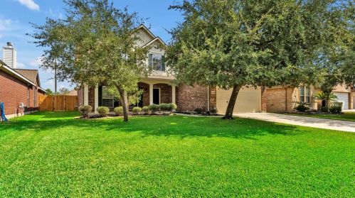 18022 Memorial Falls Dr, Tomball, TX 77375-8762
