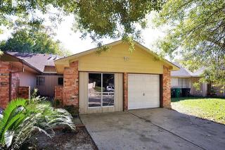 10109 Inwood Hollow Ln, Houston, TX 77088-2149
