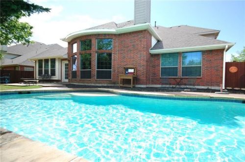 7819 Keith Ln, Garland, TX 75048-2194