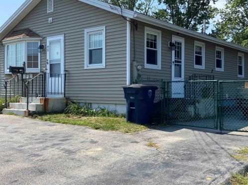 45 Lund St, Nashua, NH 03060-4441