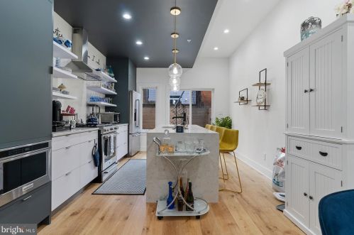 1409 30th St, Philadelphia, PA 19121-3603