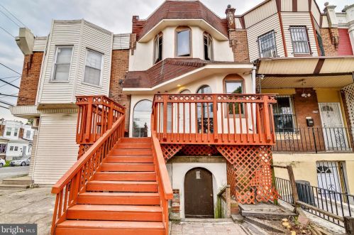 2240 69th St, Philadelphia, PA 19142-1828