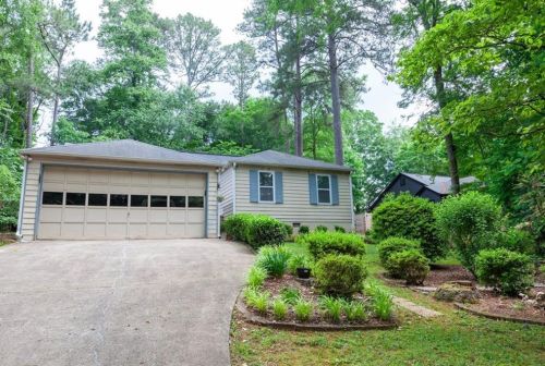 231 Dobbs Rd, Holly Springs, GA 30188-5038