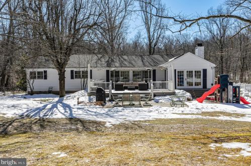 275 Cherry Vly Rd, Princeton NJ  08540-7917 exterior