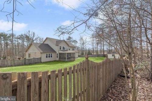 590 Stocketts Run Rd, Davidsonville MD  21035-2608 exterior