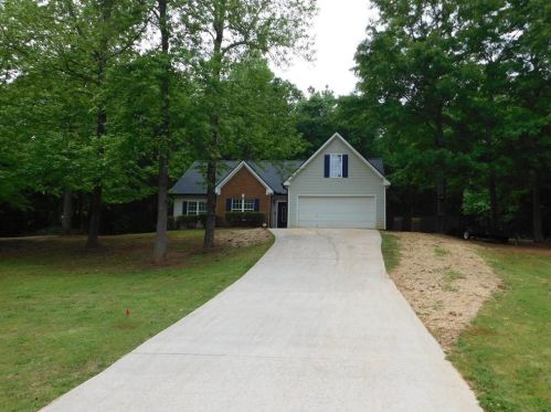 152 Albert Ln, Jefferson, GA 30549-3682