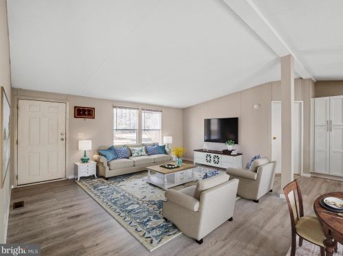 8426 Engleman Ln, Spotsylvania, VA 22551-3403