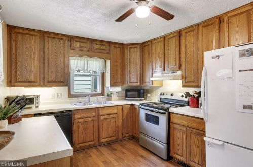 1505 Dale St, Saint Paul MN  55117-3410 exterior