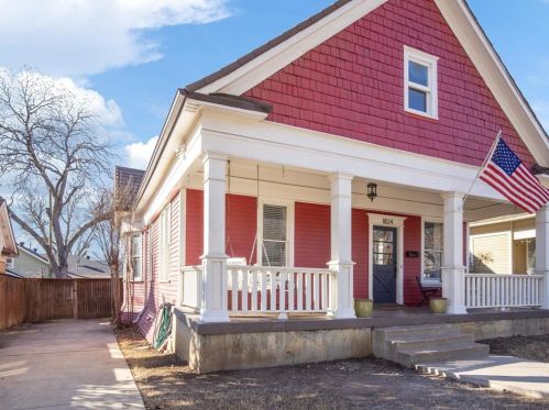 1824 Henderson St, Fort Worth, TX 76110-6415