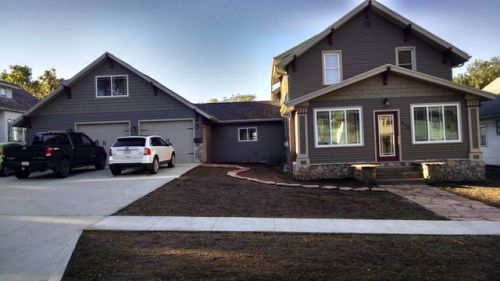418 4th St, Manning IA  51455-1115 exterior