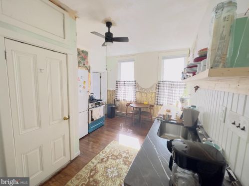 610 Chestnut St, Lancaster PA  17602-3124 exterior